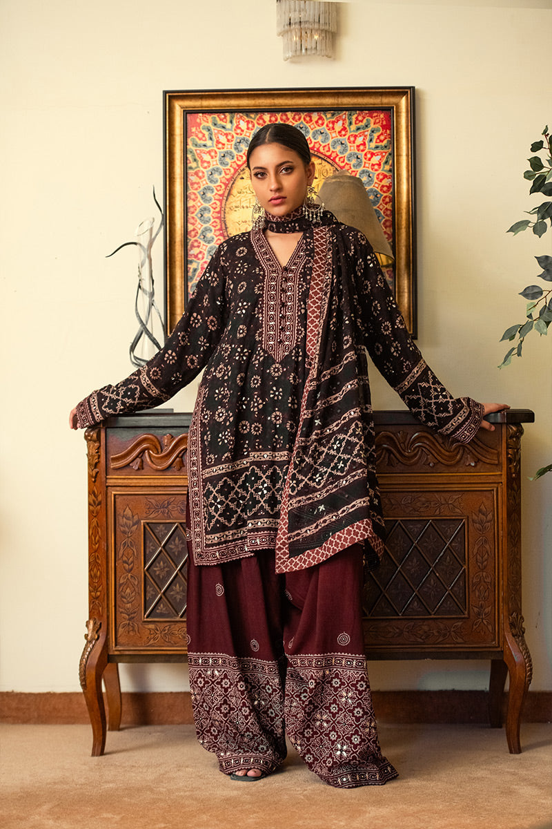 Gulpari | 3 Piece Kurta & Farshi Shalwar Suit